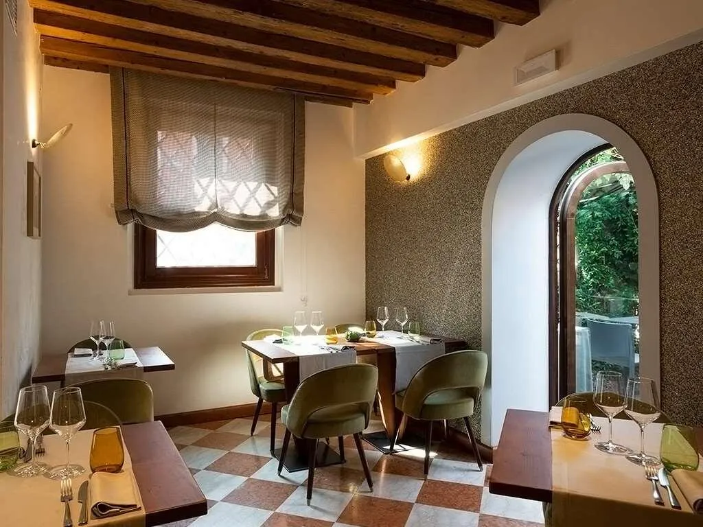 Restaurant, Sonder Salute Palace, Venice