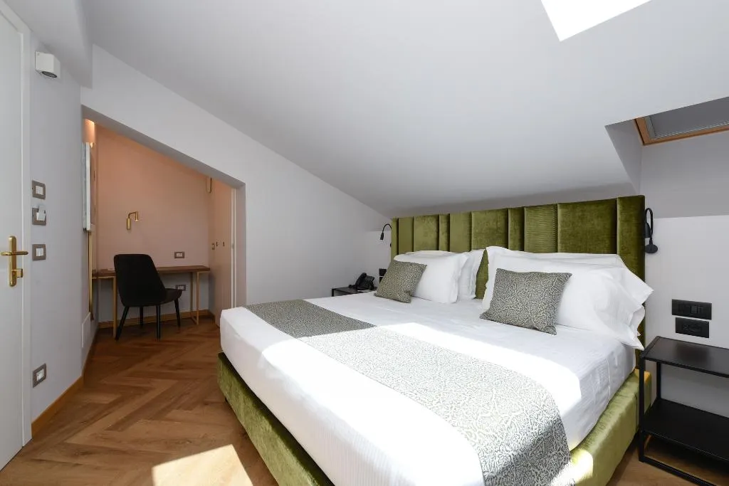 JUNIOR SUITE DELUXE Room, Palazzo Santo Spirito, Milan