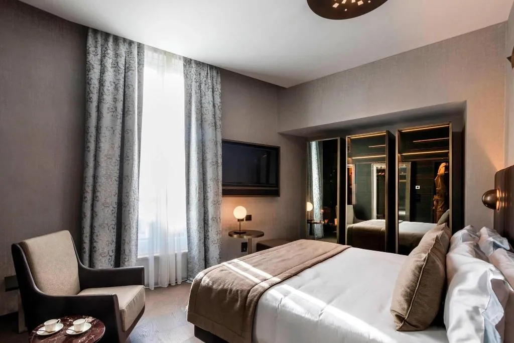 Room, The Pantheon Iconic Rome Hotel, Rome