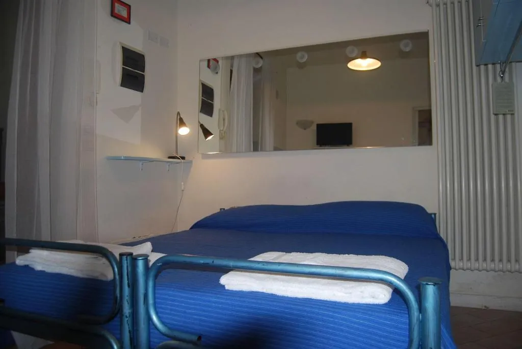 Room, Residence Alfani, Florence