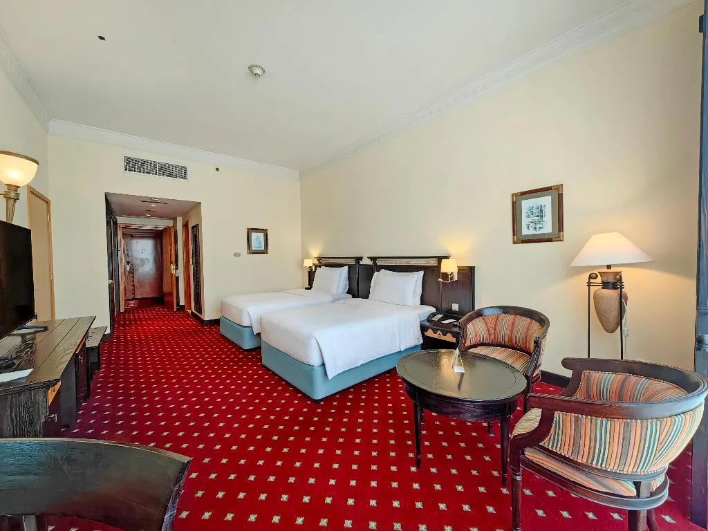 DOUBLE DELUXE Room, Millennium Airport Hotel Dubai, Dubai