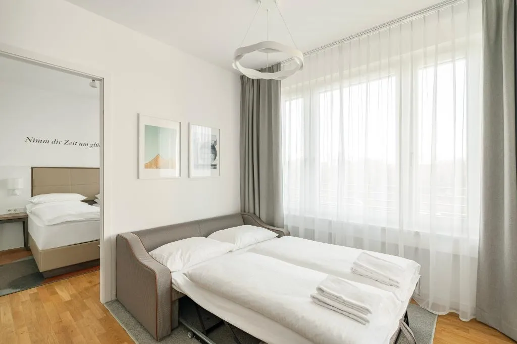 FAMILY ROOM TWO BEDROOMS ONE BATHROOM Room, High Park am Potsdamer Platz, Berlin