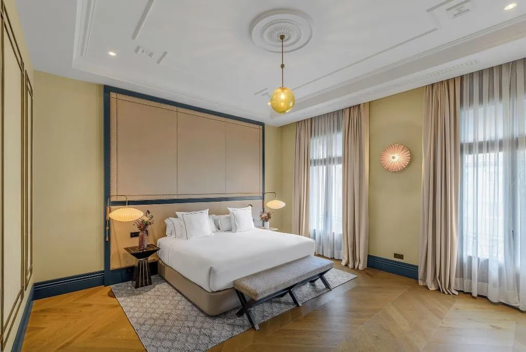 DOUBLE PREMIUM KING BED Room, Hotel Coolrooms Atocha, Madrid