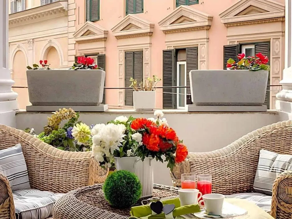 Room, Le Petit, Rome