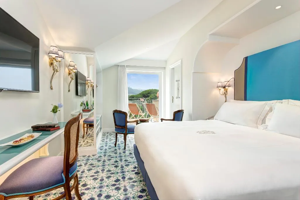 Double or Twin SEA VIEW Room, Grand Hotel Ambasciatori, Naples