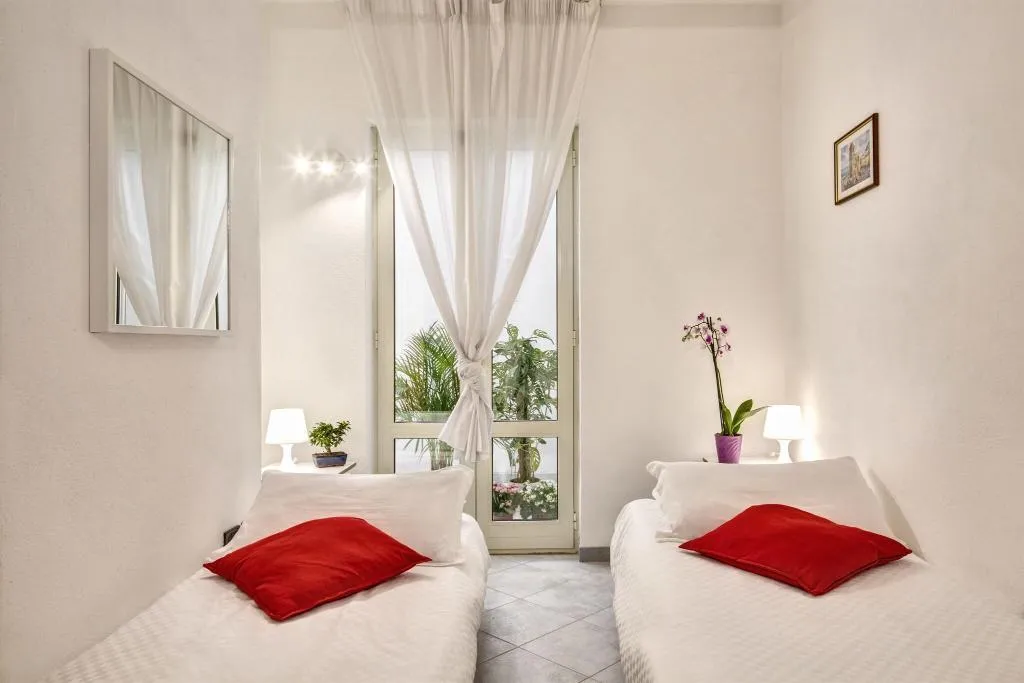 APARTMENT SEA VIEW KING BED Room, Gocce Di Capri  Residence, Naples