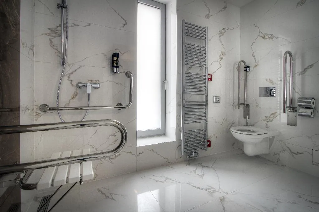 DOUBLE STANDARD Room, Essence, Prague