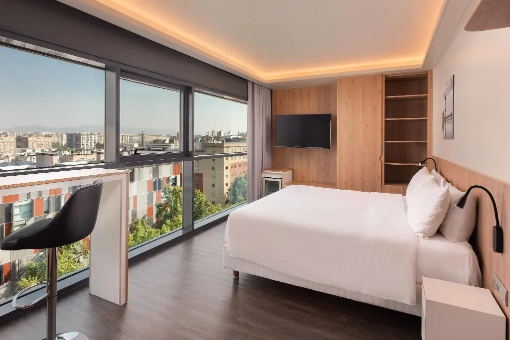 Room, Four Points by Sheraton Barcelona Diagonal, Barcelona