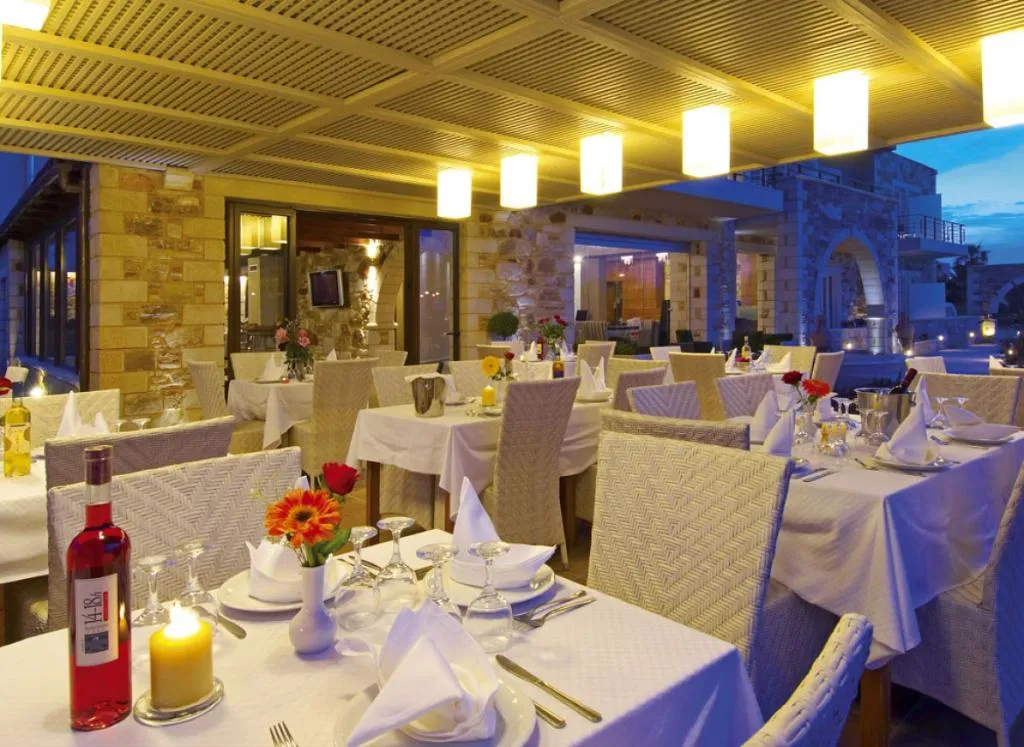 Restaurant, Mistral Hotel - For Solo Travelers, Crete