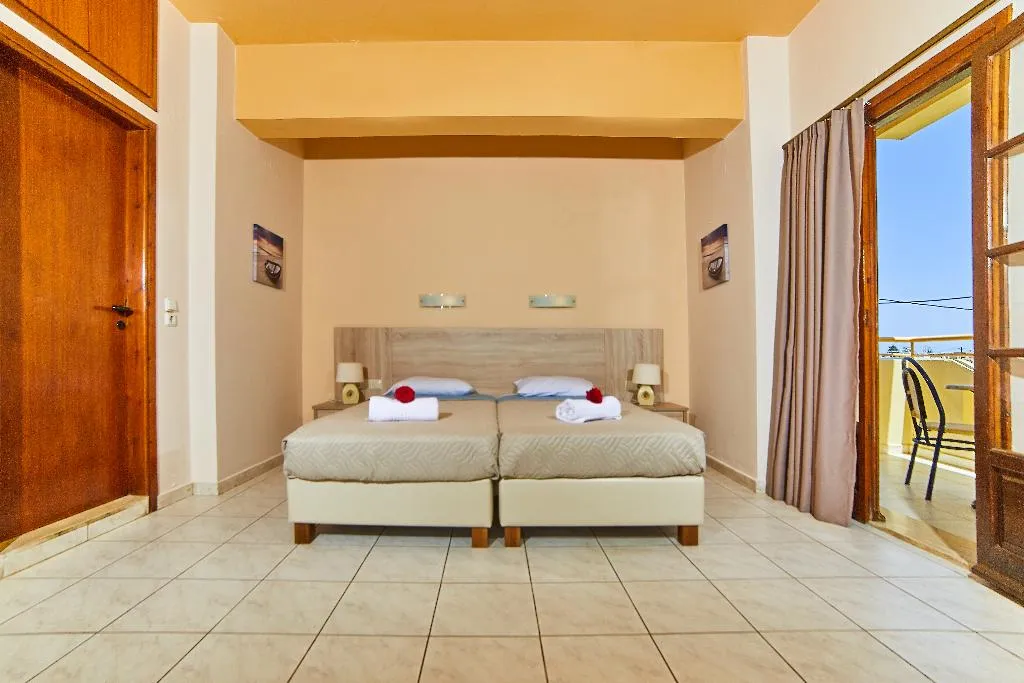 STUDIO CAPACITY 3 Room, Villa Diasselo, Crete