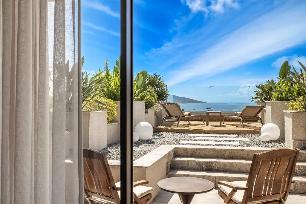 TRIPLE WITH TERRACE Room, Mirada Exclusive Hotel Bodrum, Bodrum