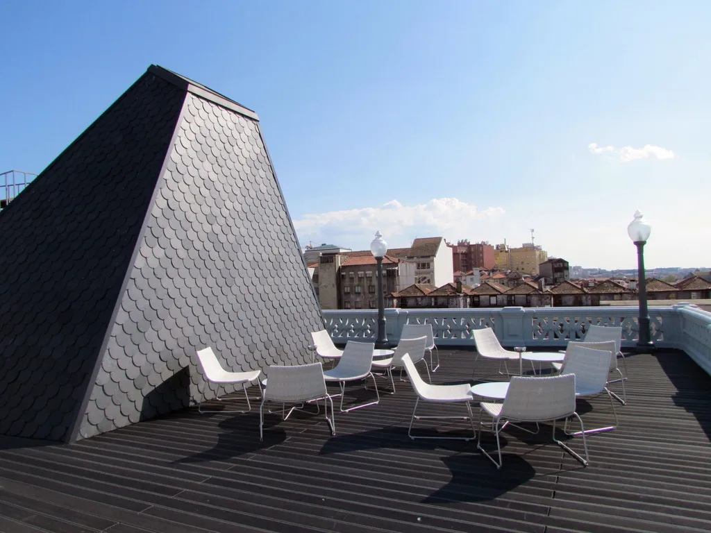 Terrace, Grande Hotel do Porto, Porto