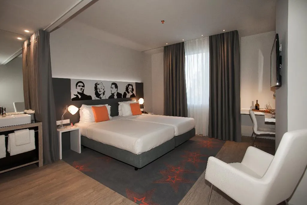 TWIN SUPERIOR WITH VIEWS Room, Star Inn Lisboa, Lisbon