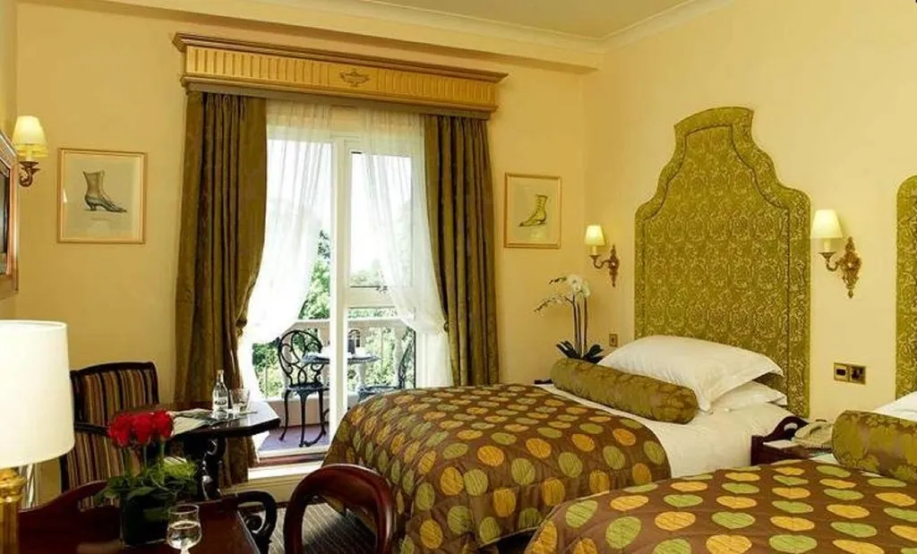 Double or Twin STANDARD Room, Fitzpatrick Castle, Dublin