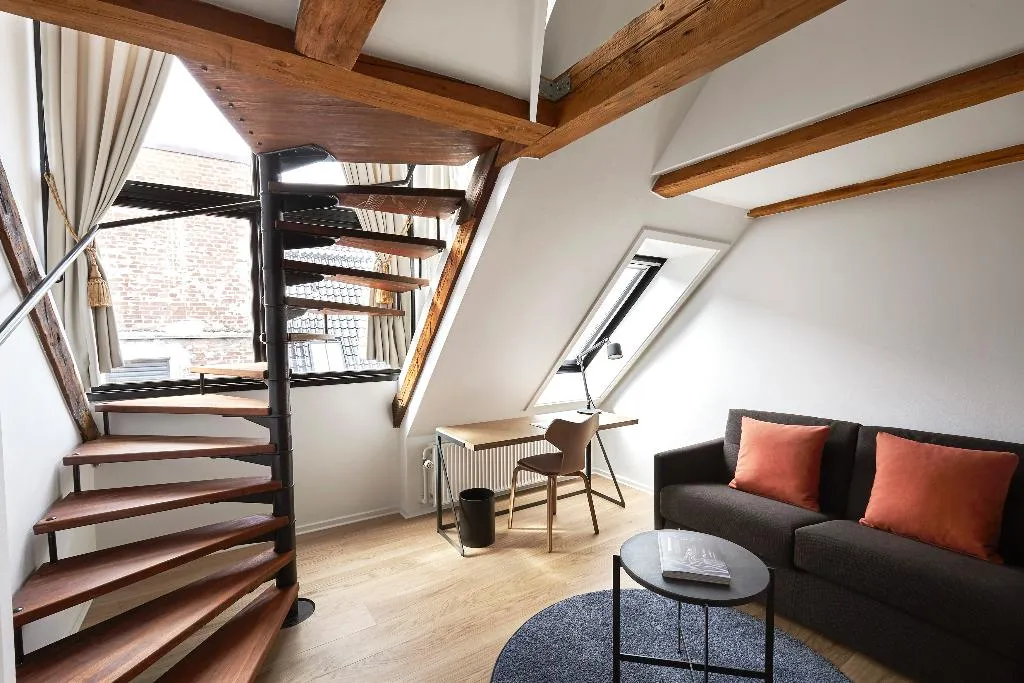 JUNIOR SUITE STANDARD Room, 71 Nyhavn Hotel, Copenhagen