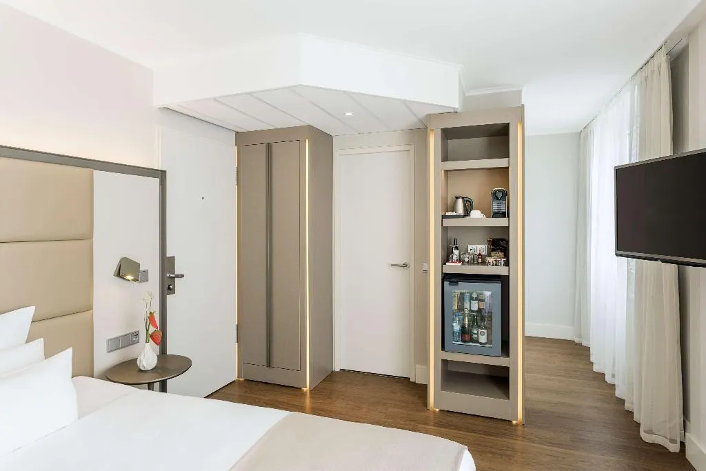 SINGLE PREMIUM Room, NH Collection Berlin Mitte am Checkpoint Charlie, Berlin