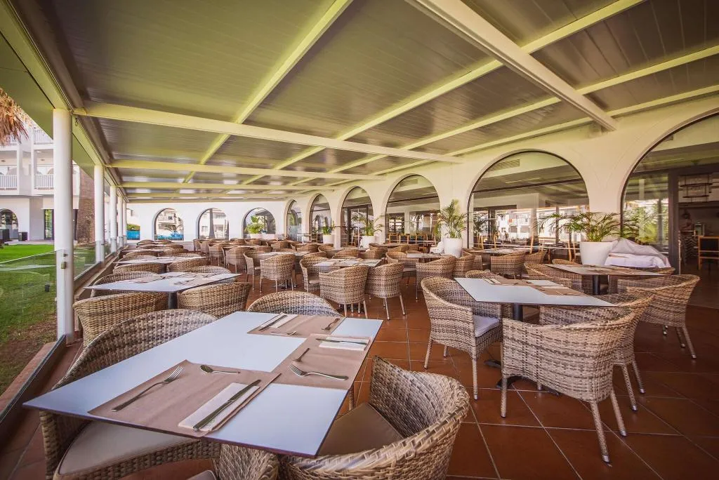 Restaurant, Blau Punta Reina Resort, Majorca