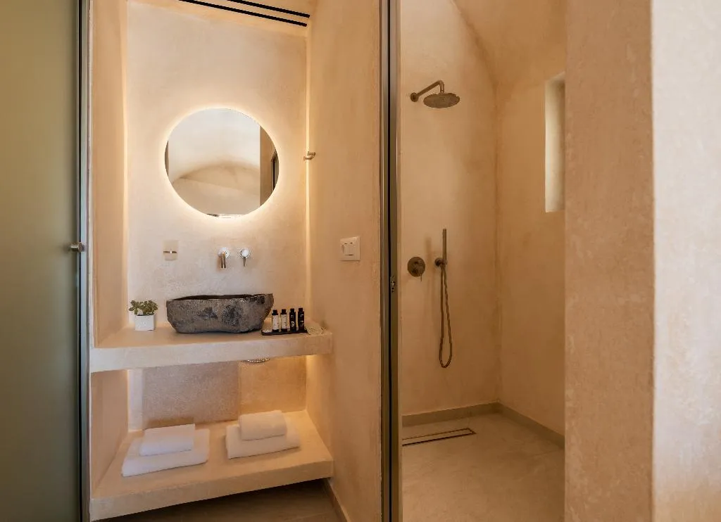 JUNIOR SUITE LUXURY Room, Heyday Luxury Suites, Santorini