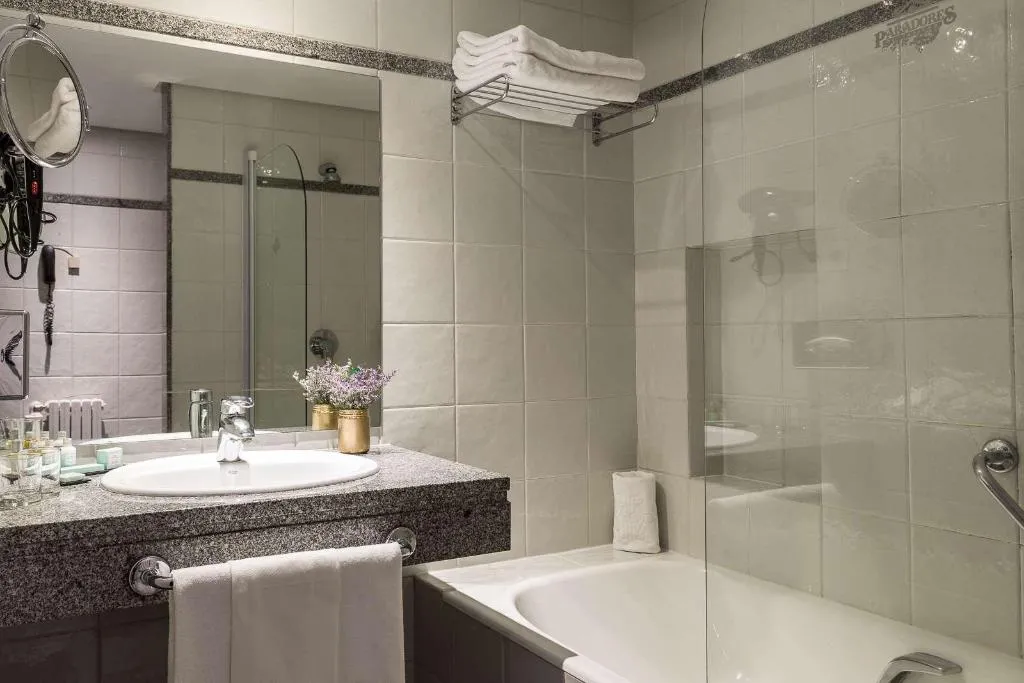 DOUBLE STANDARD Room, Parador de Avila, Madrid