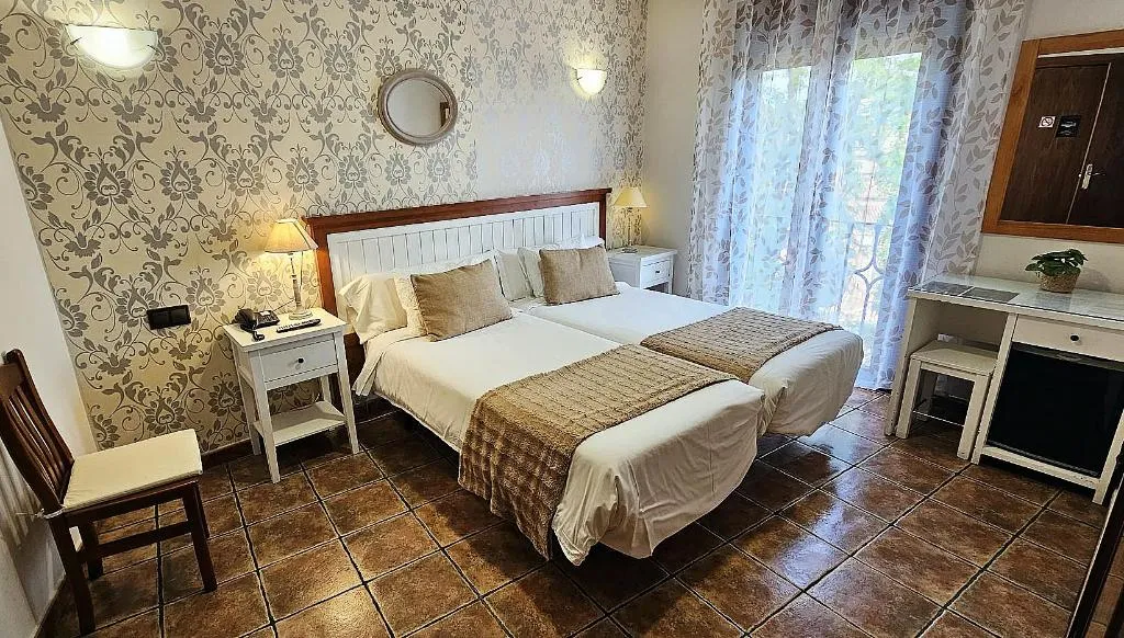 TWIN STANDARD Room, Medina de Toledo, Madrid