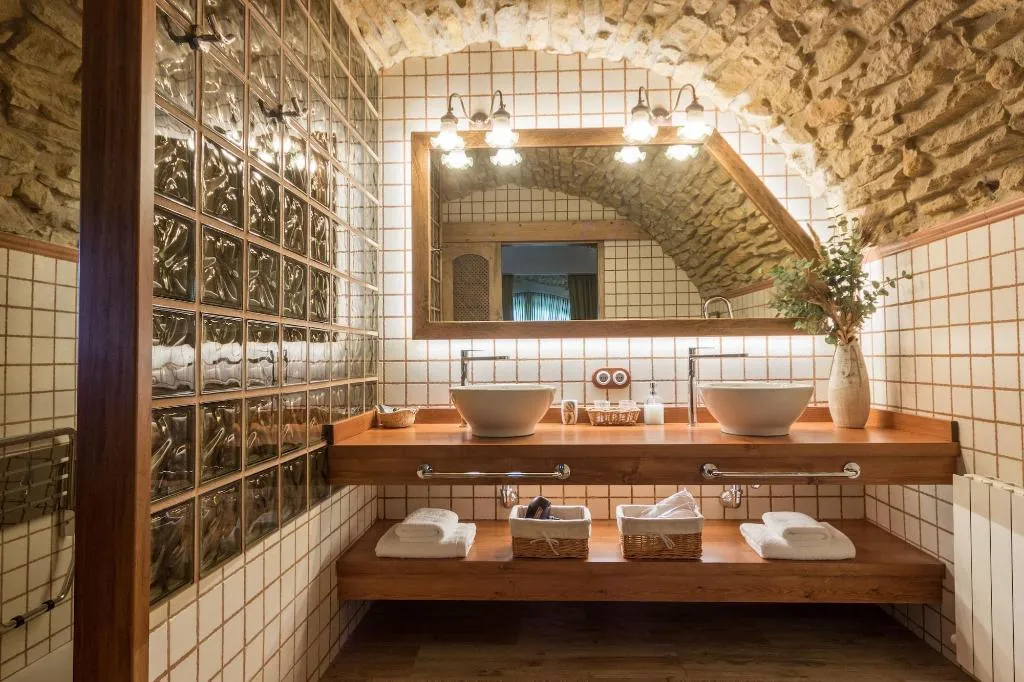 Room, Hotel Mas Rabiol, Barcelona