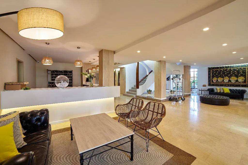 Lobby, Tres Torres, Ibiza