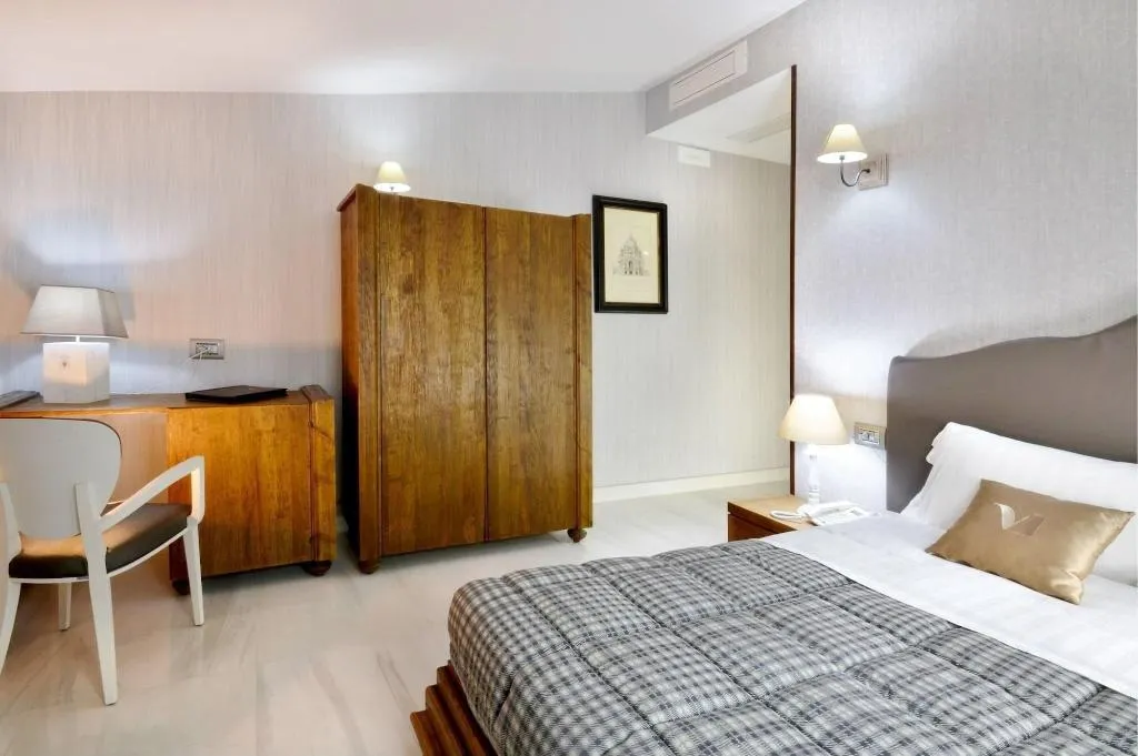 Room, Villa Minieri Resort & Spa, Naples