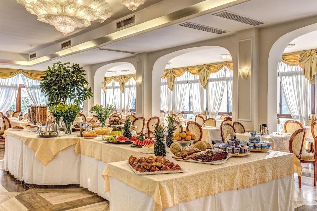 Restaurant, Grand Hotel Hermitage & Villa Romita, Naples