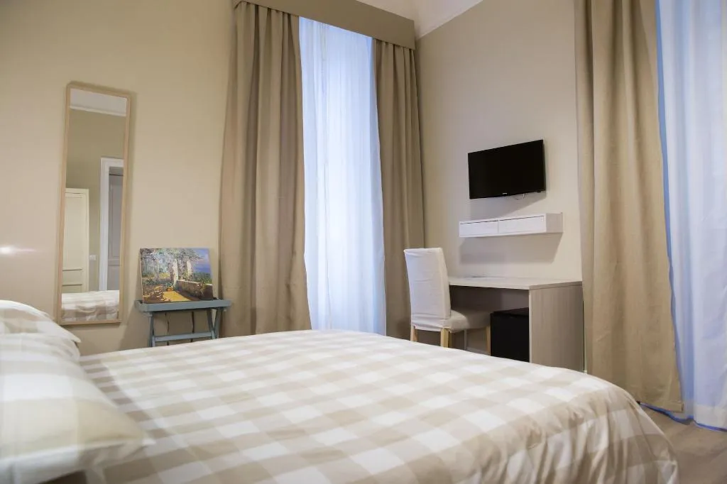 Room, Bnb Il Centrale The Best Choice, Naples