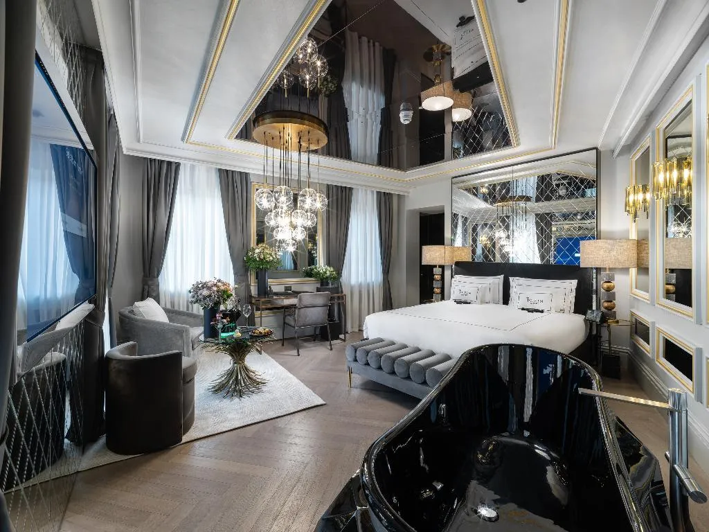 JUNIOR SUITE WITH TERRACE Room, The Plein Hotel, Milan