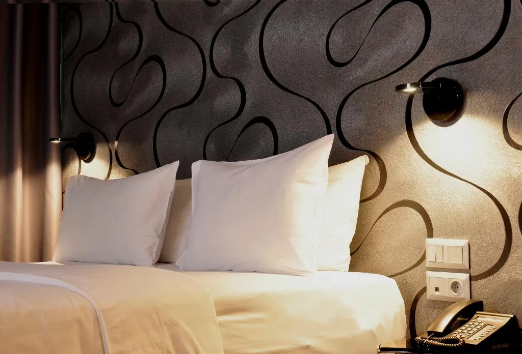 Double or Twin STANDARD Room, Amazon Hotel, Athens