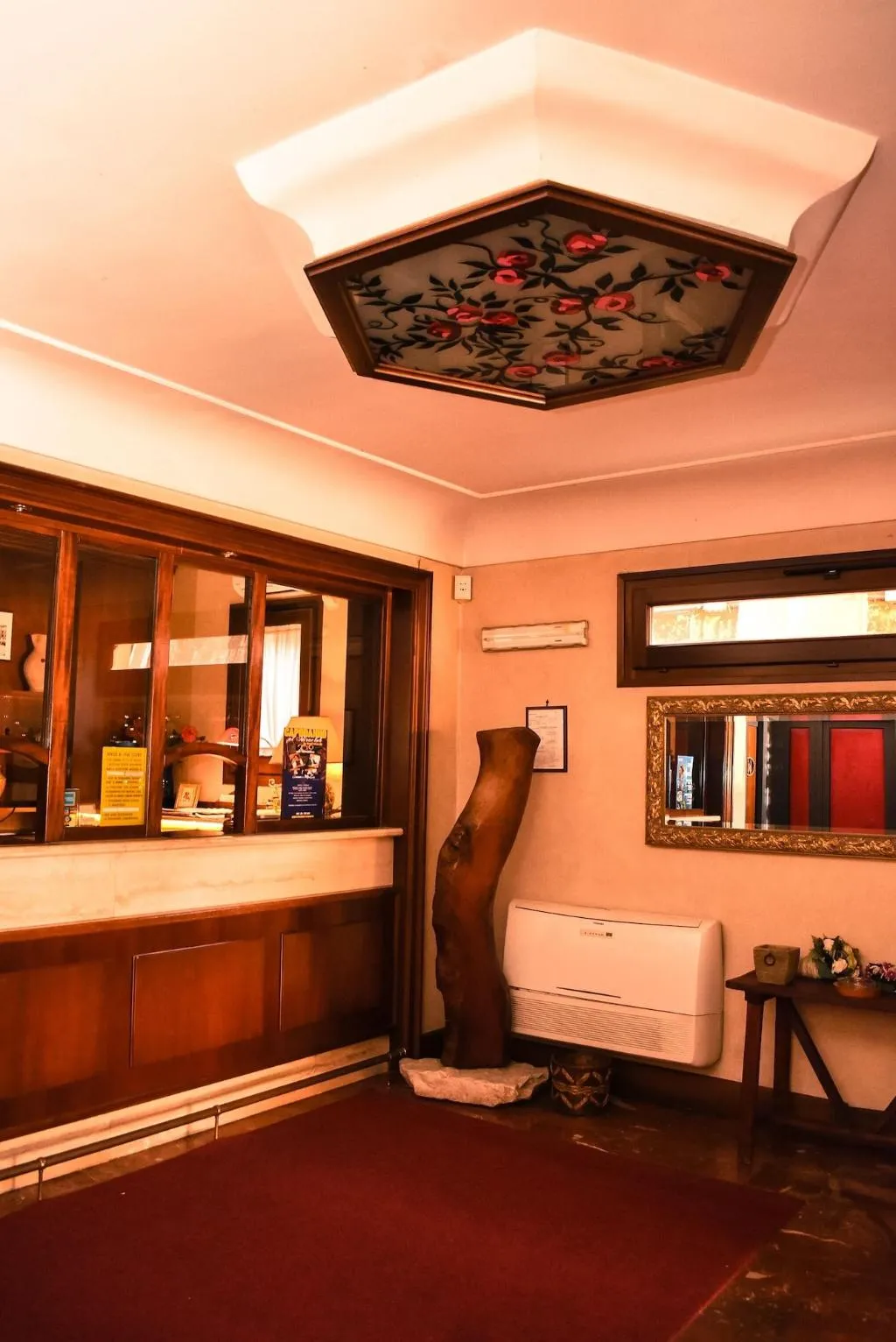 Lobby, Hotel Miravalle, Naples