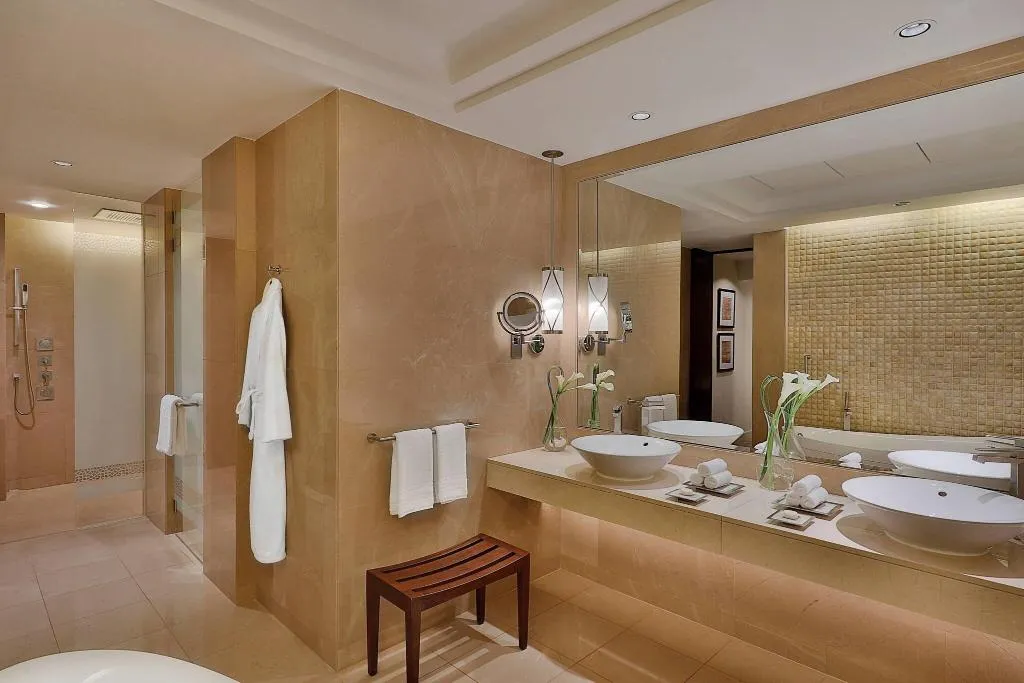 Room, The Ritz-Carlton, Dubai, Dubai