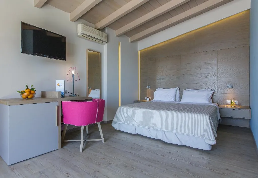 JUNIOR SUITE SEA VIEW Room, Golden Beach, Athens