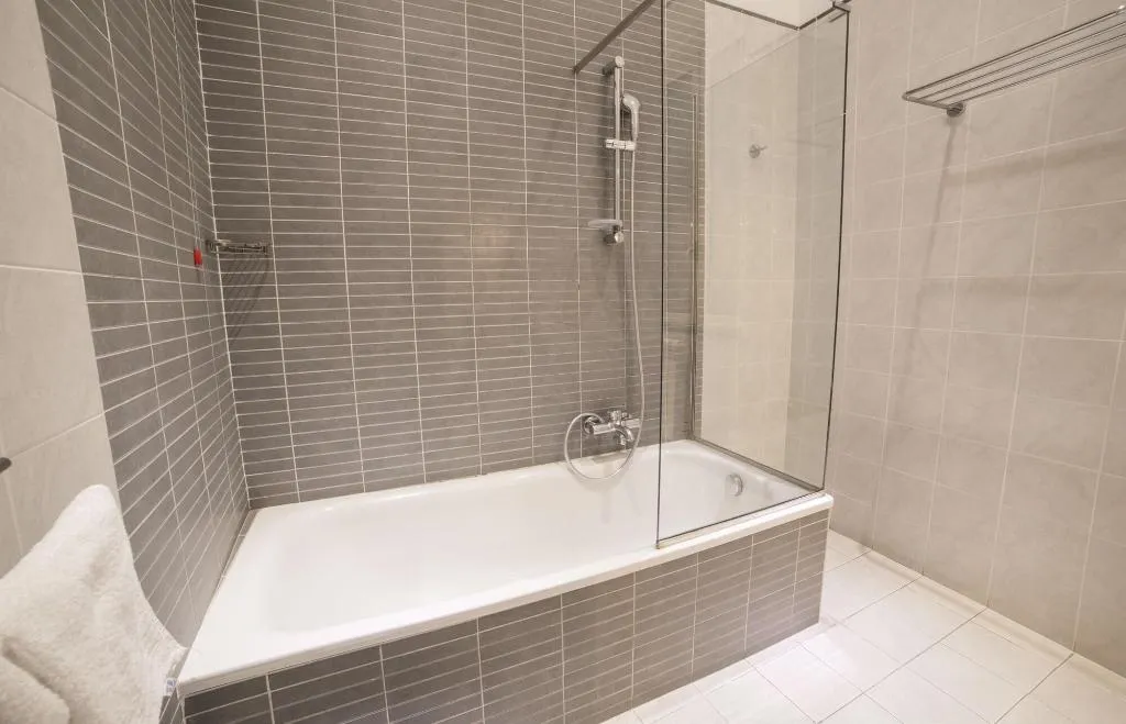 Room, Bed & Breakfast Chiaia 32, Naples