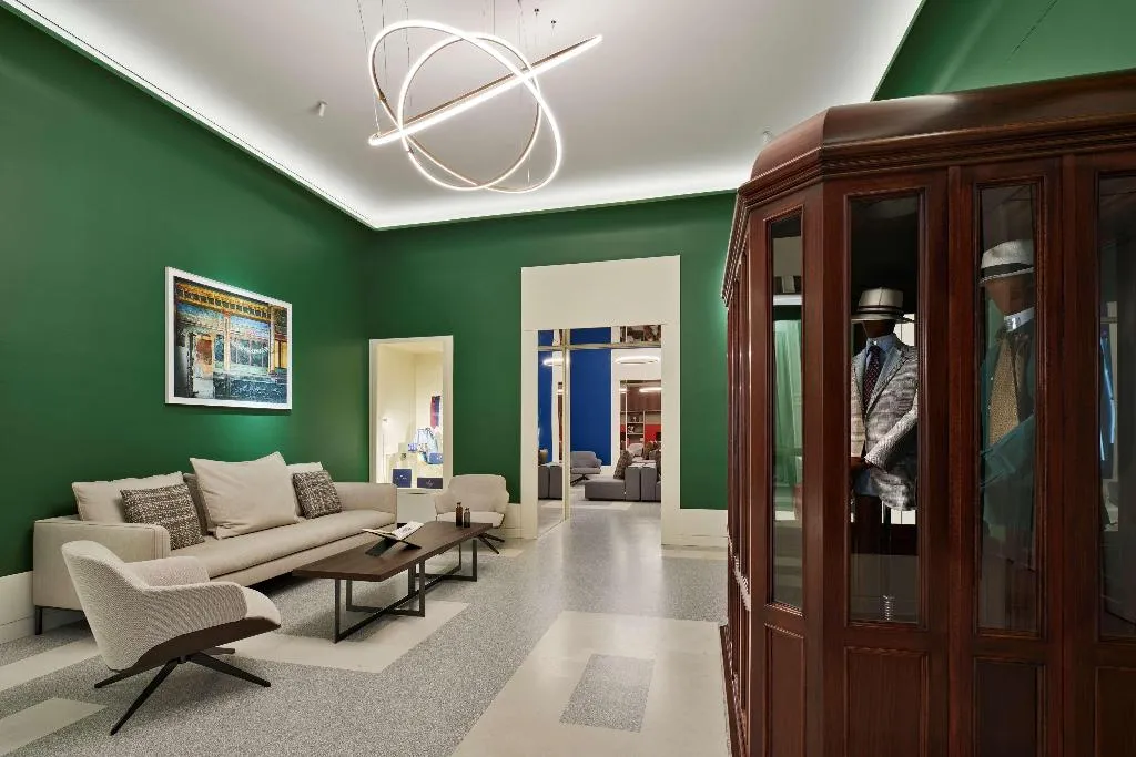 Lobby, de Bonart Naples-Curio Collection by Hilton, Naples