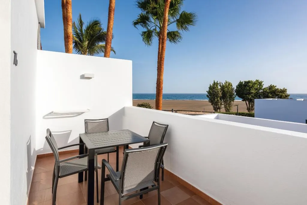 FAMILY ROOM TWO BEDROOMS Room, Hotel Riu Paraiso Lanzarote - All Inclusive, Lanzarote