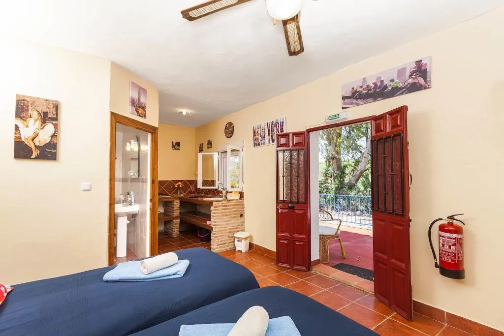 Room, Dos Alamos, Costa Del Sol