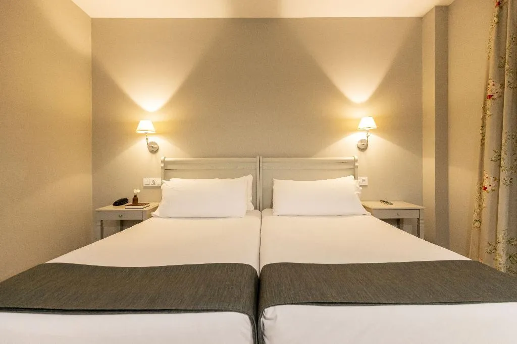 DOUBLE SINGLE USE STANDARD Room, Pax Torrelodones, Madrid