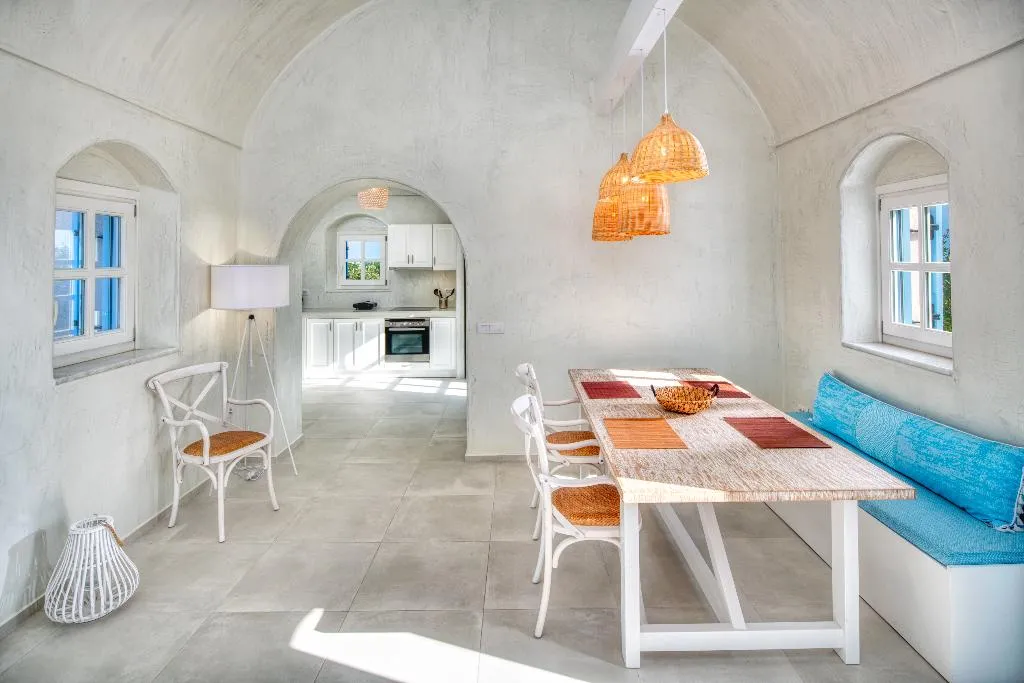 VILLA WITH PRIVATE POOL Room, Sienna Eco Resort, Santorini
