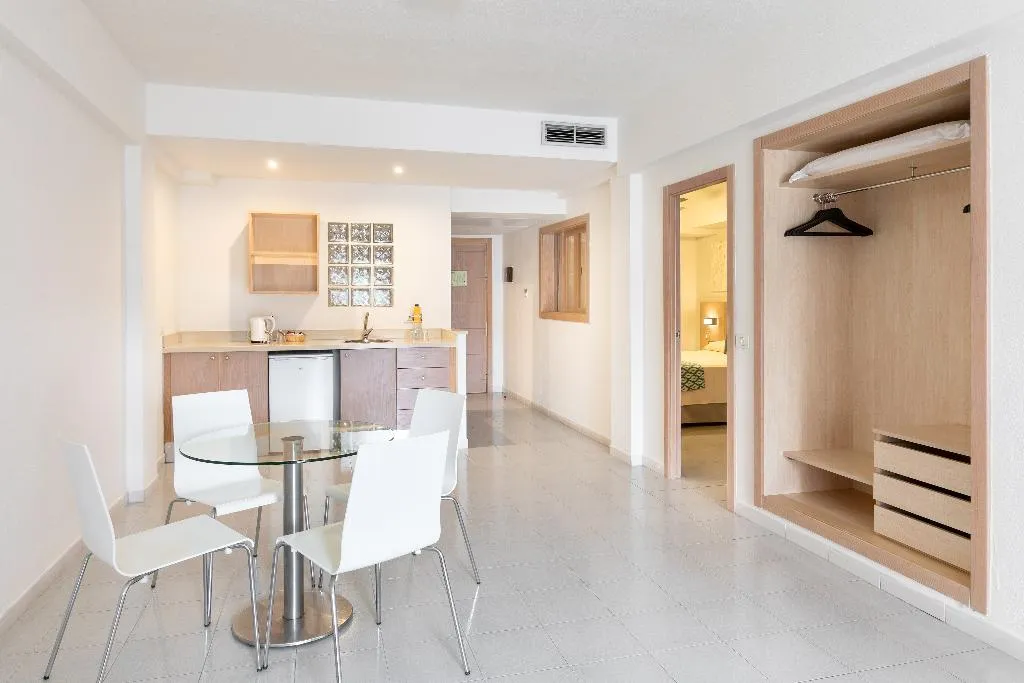 FAMILY ROOM PREMIUM Room, Tagoro Family and Fun Costa Adeje, Tenerife