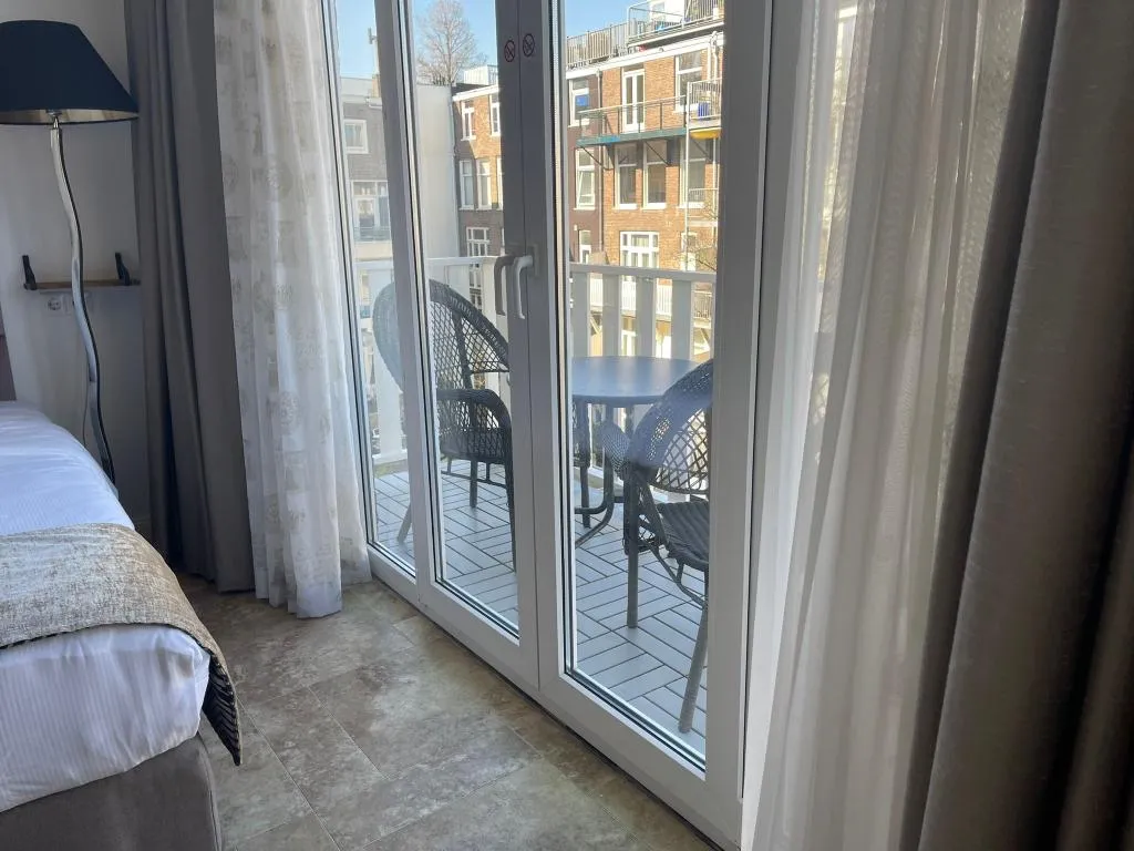 STUDIO DELUXE WITH BALCONY Room, Hotel Jupiter, Amsterdam