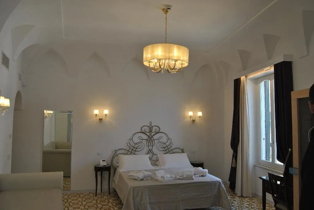 SUITE SUPERIOR CITY VIEW Room, Core Amalfitano City Suites, Naples