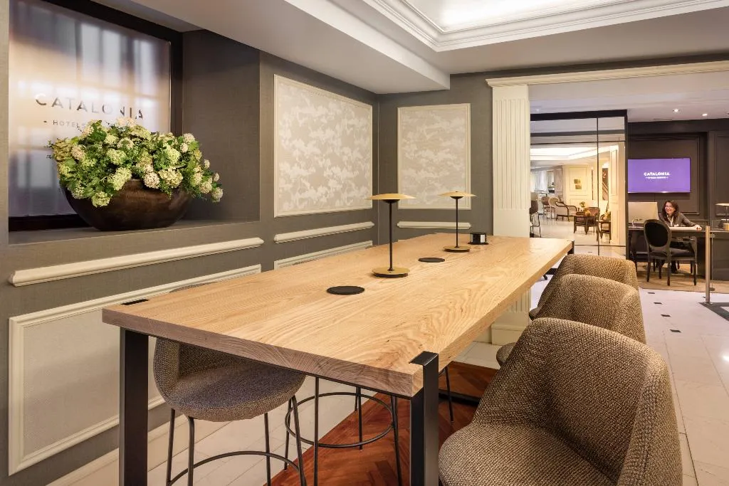 Lobby, Catalonia las Cortes, Madrid