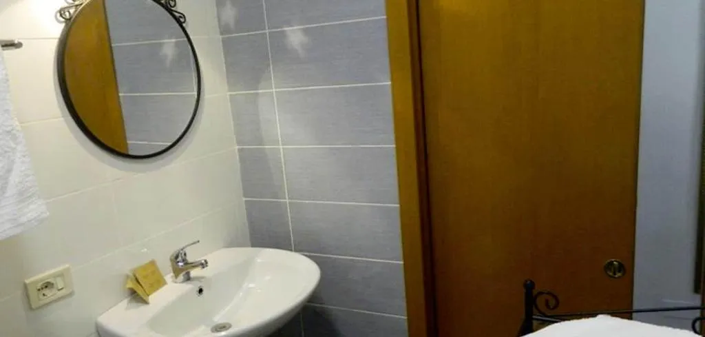 Room, Crispi Rooms, Catania