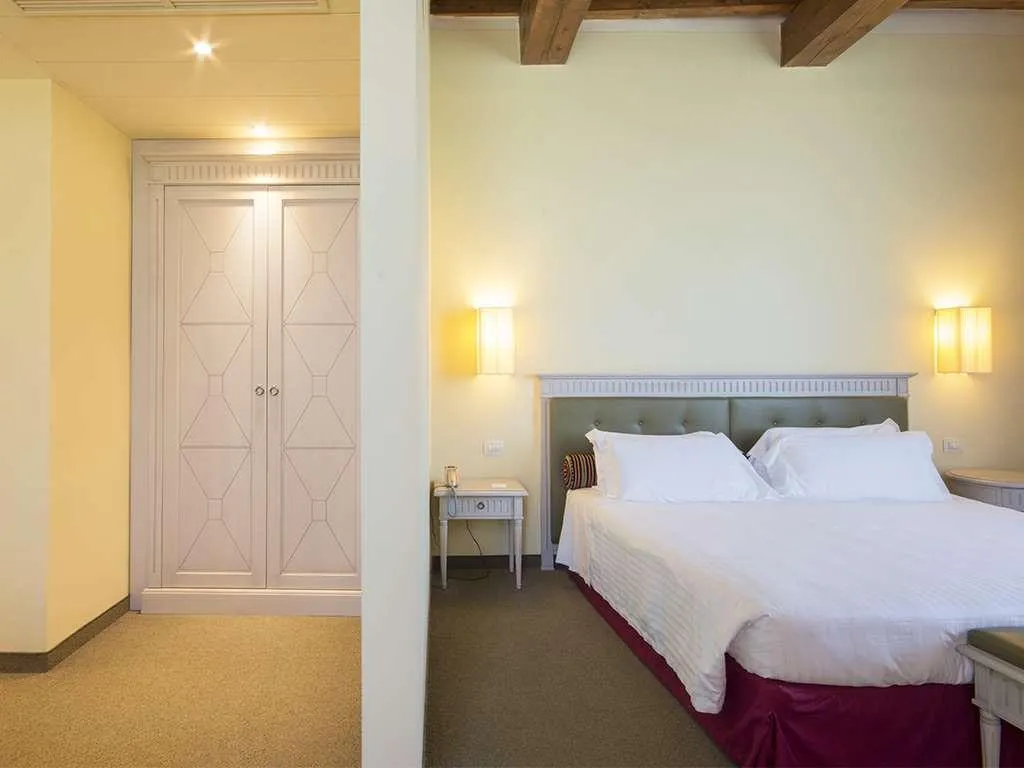 Room, LHP Certaldo Resort, Florence