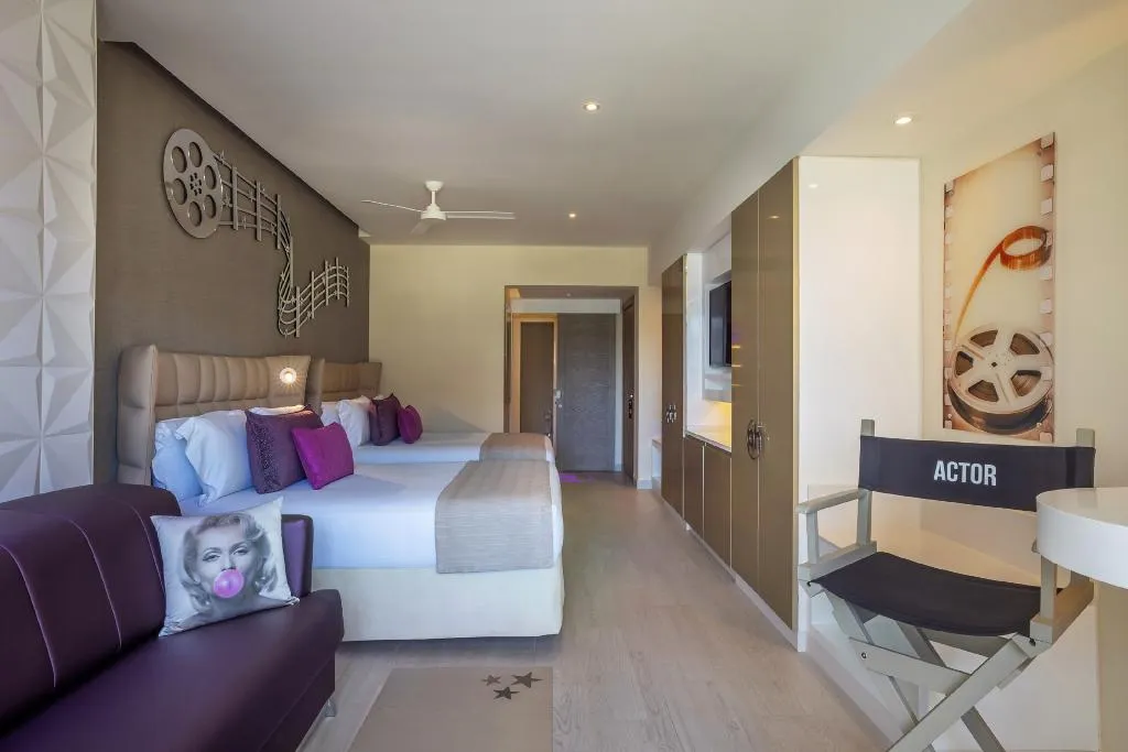 JUNIOR SUITE OCEAN VIEW Room, Planet Hollywood Cancun by Royalton, Cancun Area
