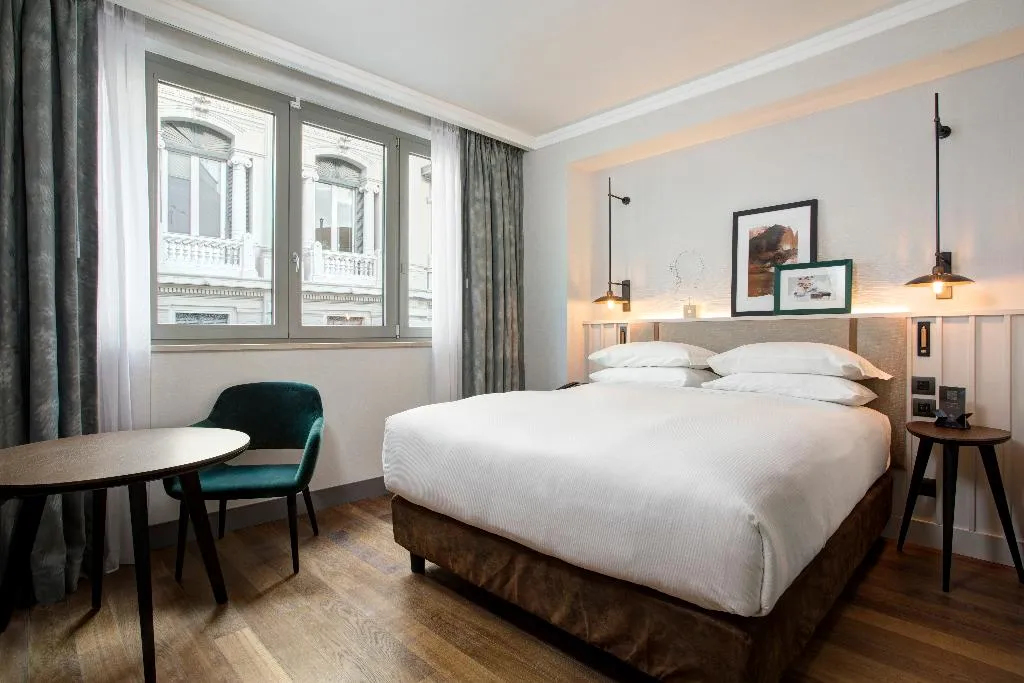 DOUBLE GUEST ROOM Room, DoubleTree by Hilton Rome Monti, Rome