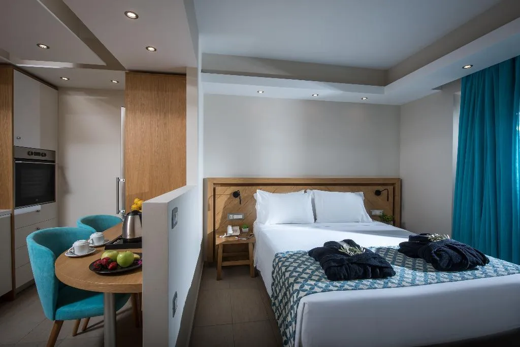 SUITE DELUXE SEA VIEW Room, Royal & Imperial Belvedere Resort, Crete