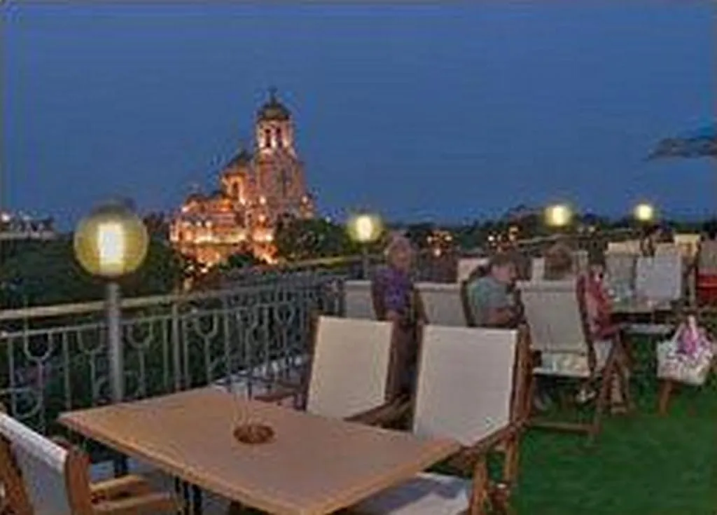 Terrace, Divesta, Varna